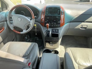 2008 Toyota Sienna 5dr Van XLE FWD (Natl)