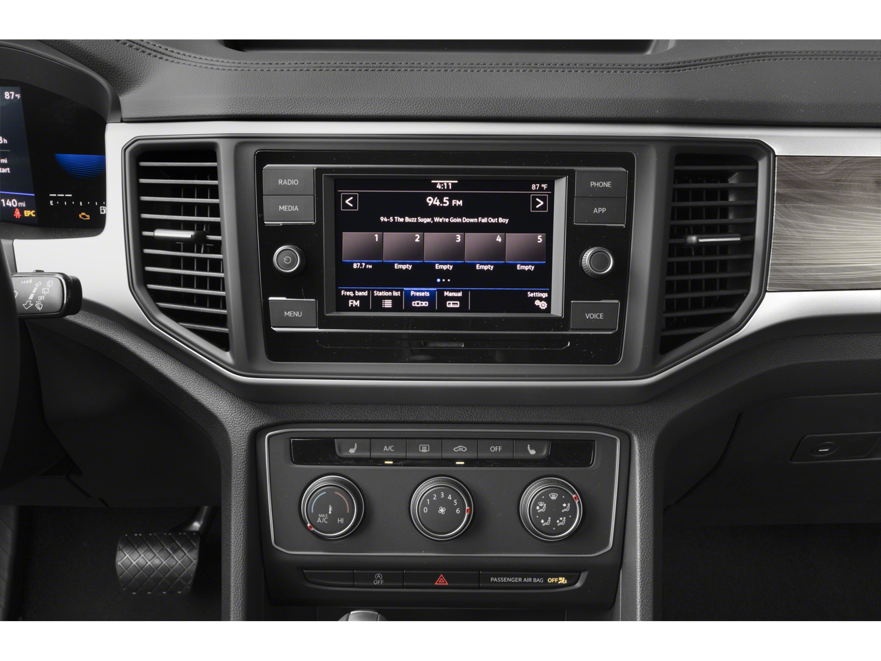2023 Volkswagen Atlas Cross Sport 3.6L V6 SEL Premium R-Line