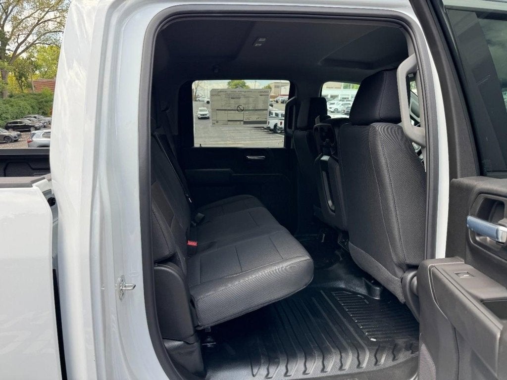 2025 GMC Sierra 3500 HD Pro