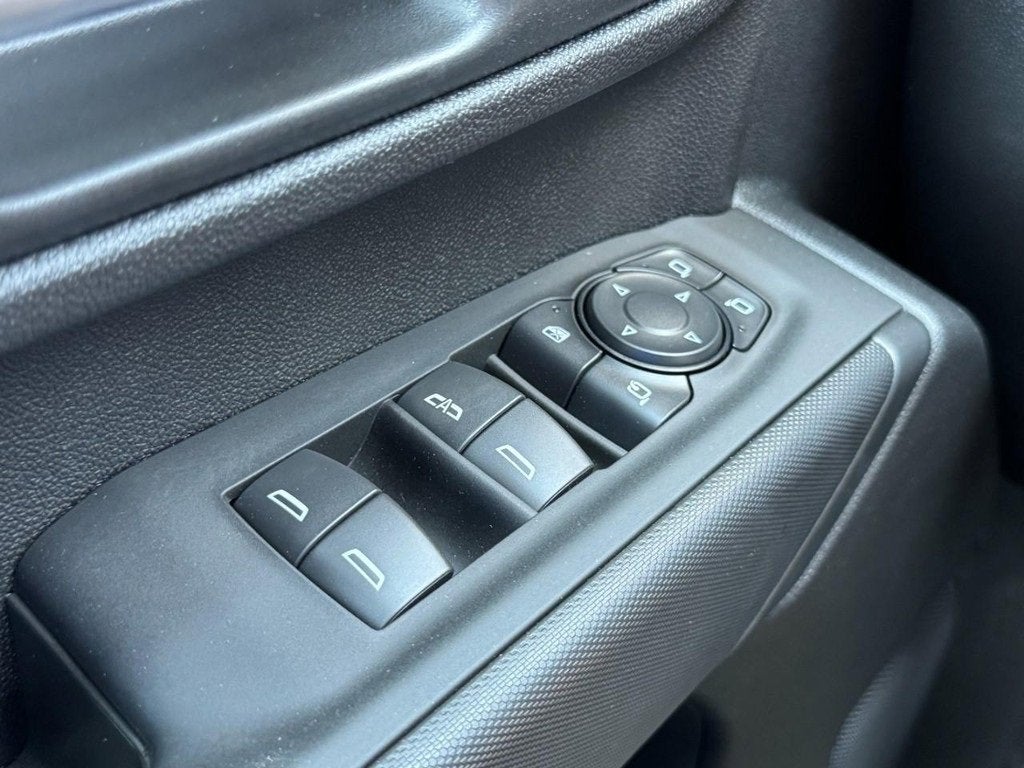 2025 GMC Sierra 3500 HD Pro