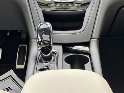 2025 Cadillac XT5 Sport