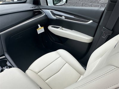 2025 Cadillac XT5 Sport