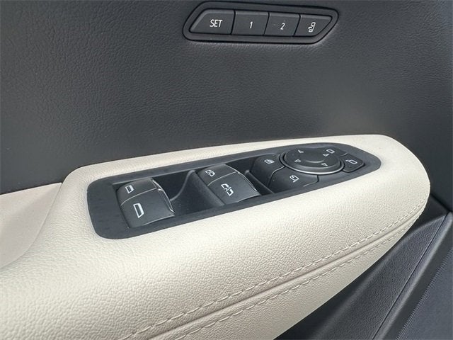 2025 Cadillac XT5 Sport