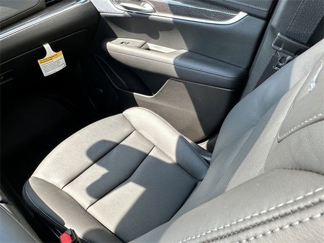 2025 Cadillac XT5 Sport