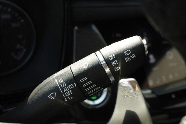 2025 Cadillac XT6 Sport