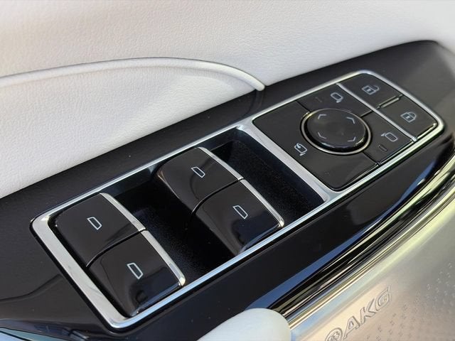 2027 Cadillac LYRIQ Premium Luxury
