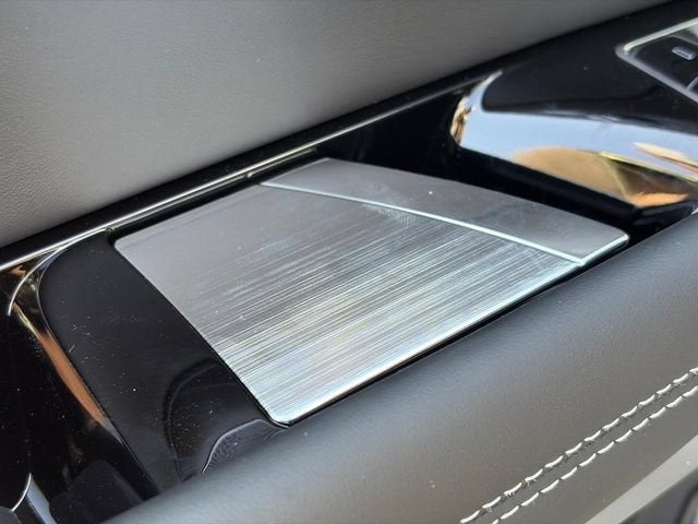 2027 Cadillac LYRIQ Signature Luxury