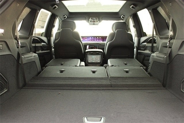 2025 Cadillac ESCALADE IQ Luxury 1