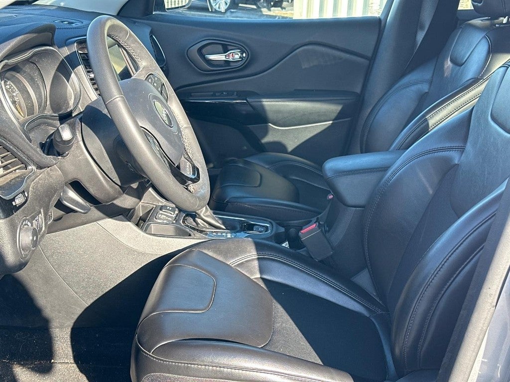 2020 Jeep Cherokee Altitude