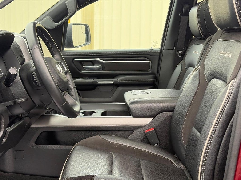 2023 RAM 1500 Laramie 4x4 Crew Cab 5'7" Box