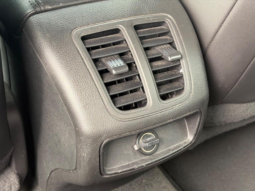 2015 Ford Taurus 4dr Sdn SEL FWD