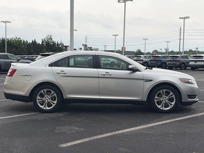 2015 Ford Taurus 4dr Sdn SEL FWD