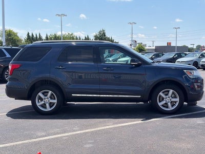 2016 Ford Explorer 4WD 4dr XLT