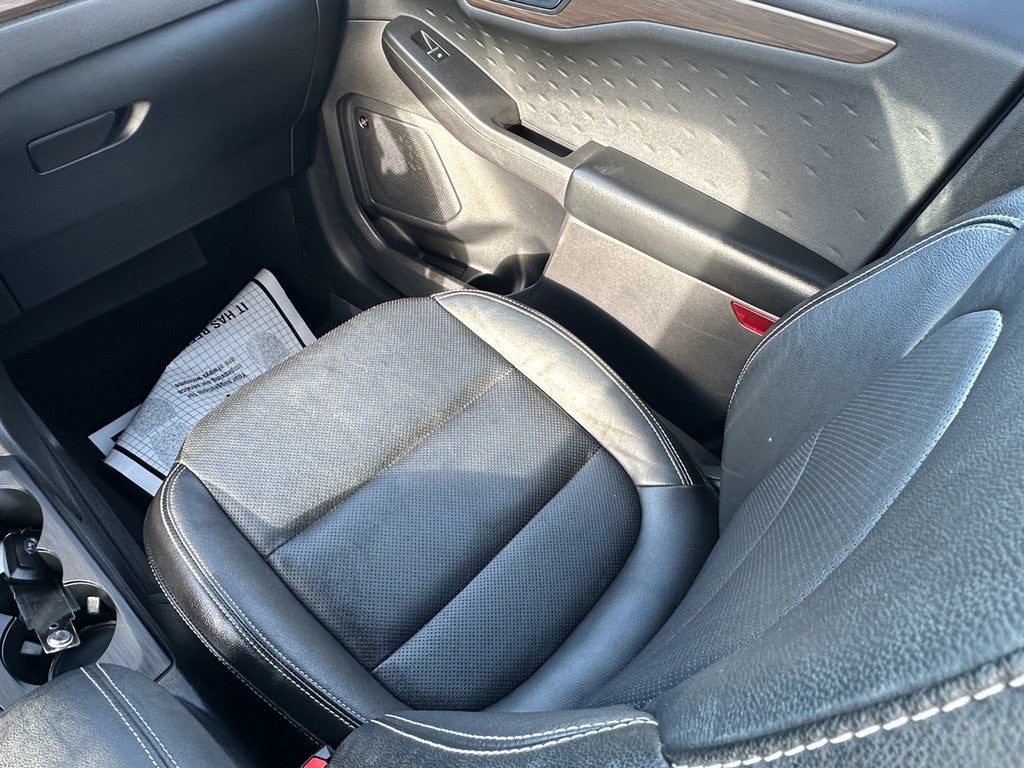 2020 Ford Escape Titanium AWD