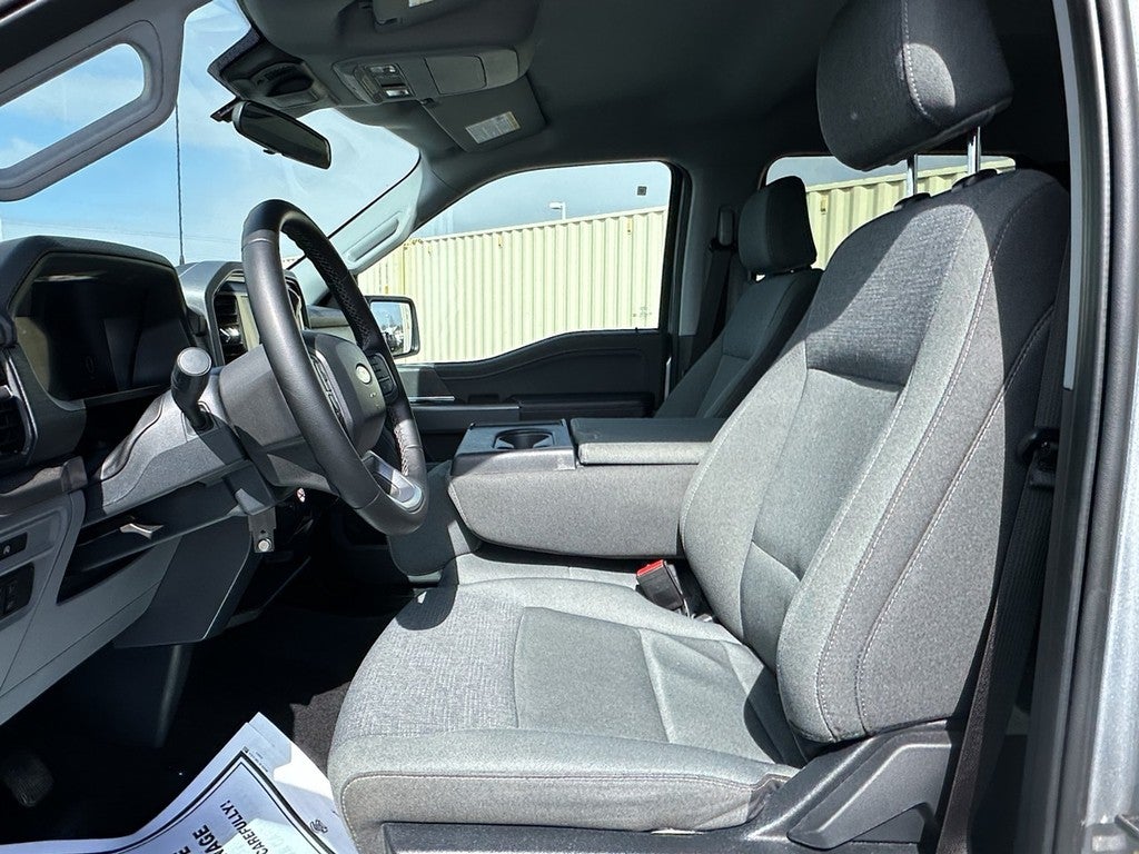 2025 Ford F-150 XLT 4WD SuperCrew Box