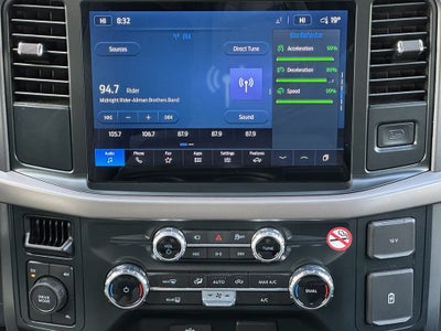 2025 Ford F-150 XLT 4WD SuperCrew Box