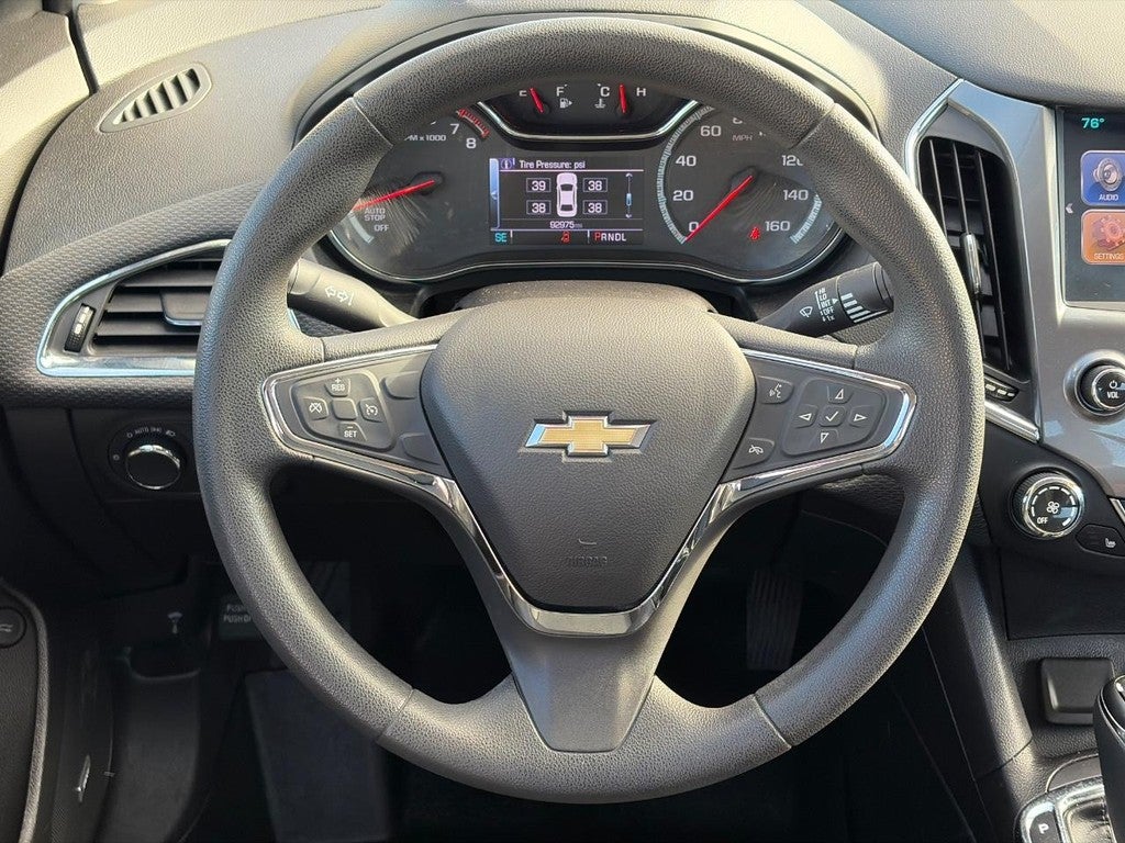 2017 Chevrolet Cruze 4dr Sdn 1.4L LT w/1SD