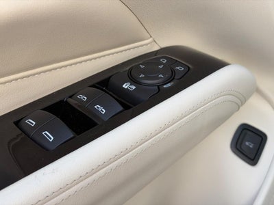 2023 Cadillac CT4 4dr Sdn Luxury