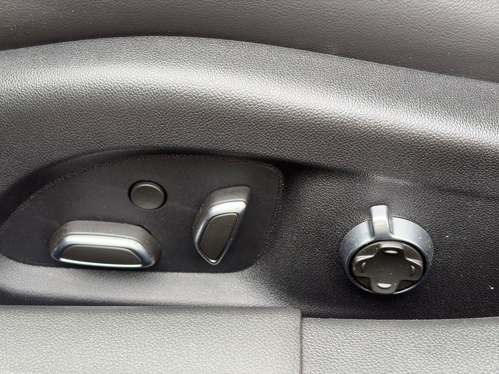 2025 Cadillac CT5 4dr Sdn Sport