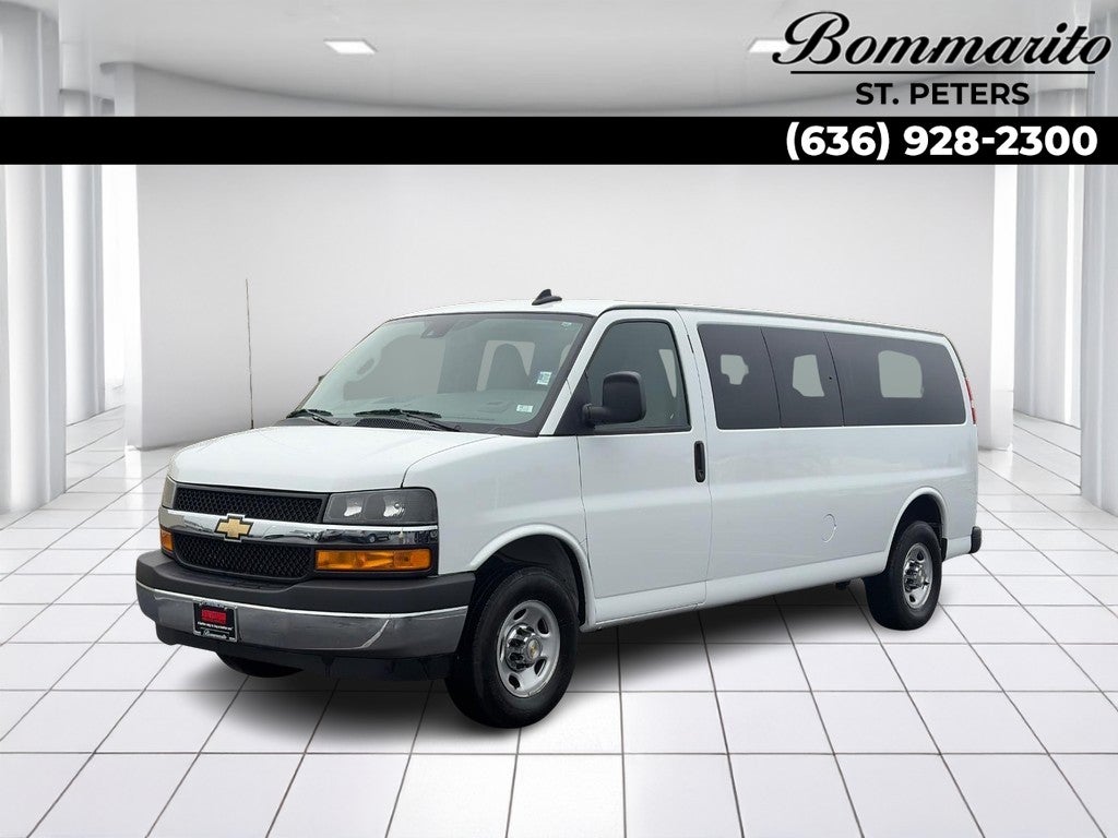 2024 Chevrolet Express 3500 LT Passenger
