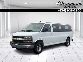2024 Chevrolet Express Passenger RWD 3500 155" LT