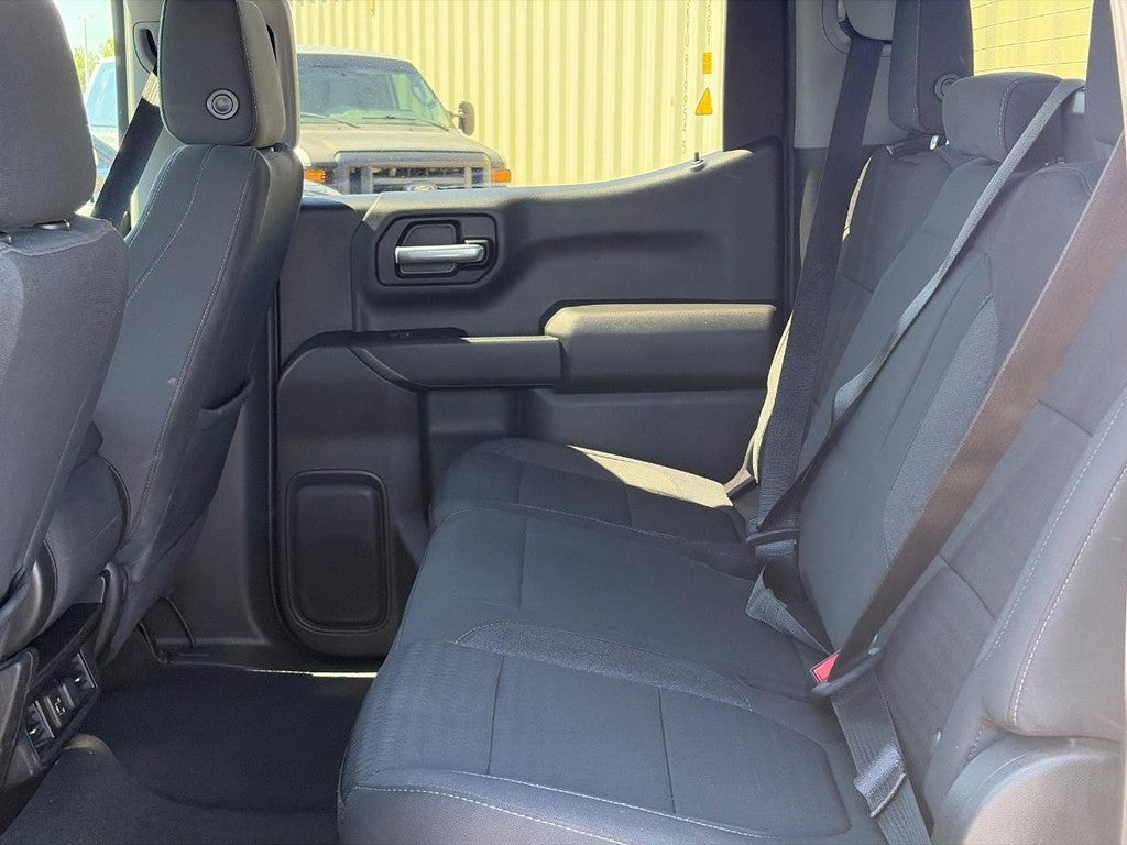 2022 Chevrolet Silverado 1500 LTD 4WD Crew Cab 147" LT w/1LT