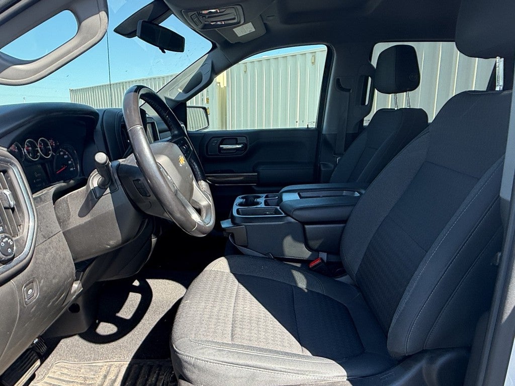 2022 Chevrolet Silverado 1500 LTD 4WD Crew Cab 147" LT w/1LT