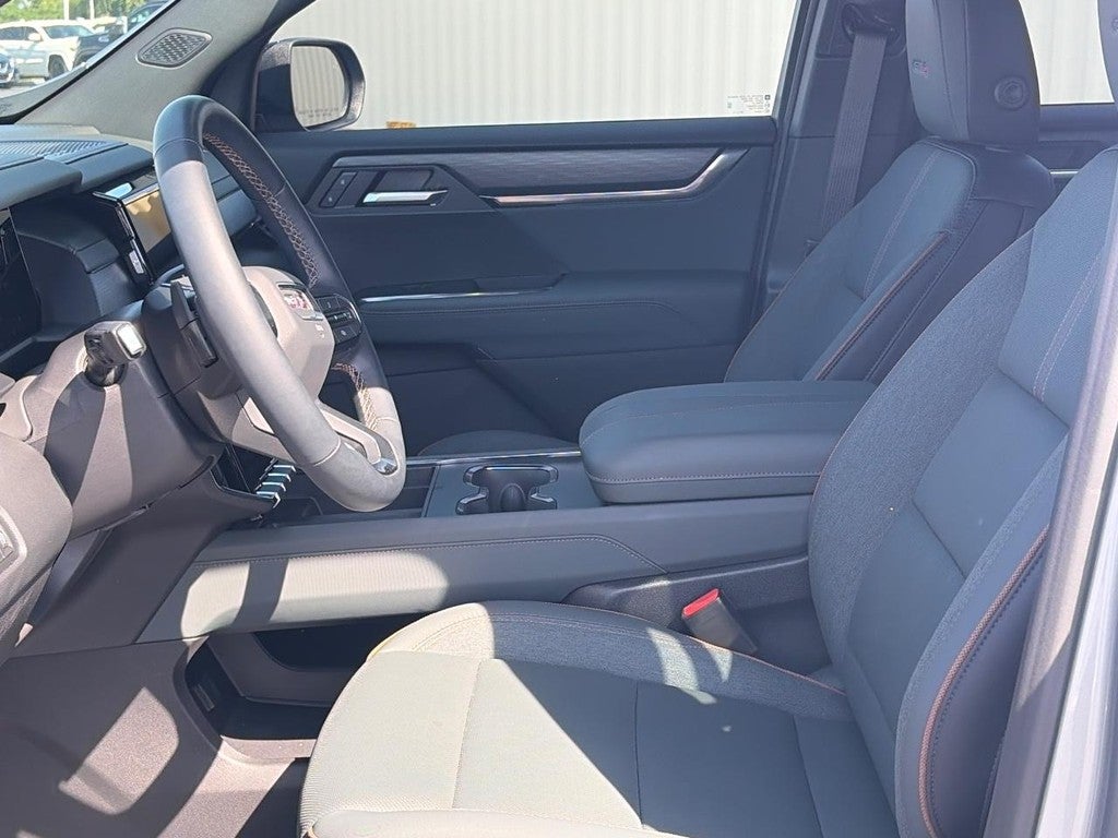 2026 GMC Acadia AWD 4dr AT4