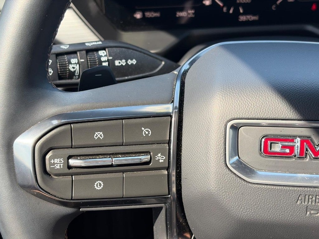 2026 GMC Acadia AWD 4dr AT4