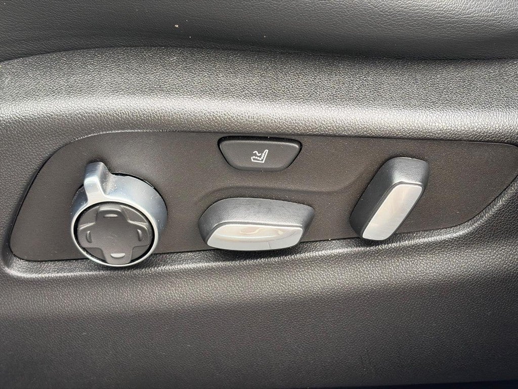 2022 Cadillac XT4 AWD 4dr Sport