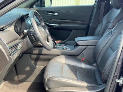 2022 Cadillac XT4 AWD 4dr Sport