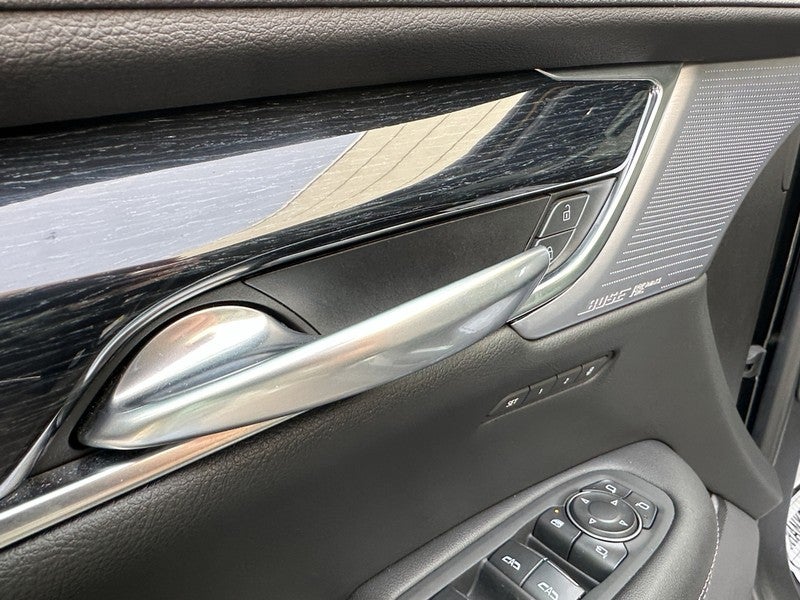 2025 Cadillac XT5 FWD 4dr Premium Luxury