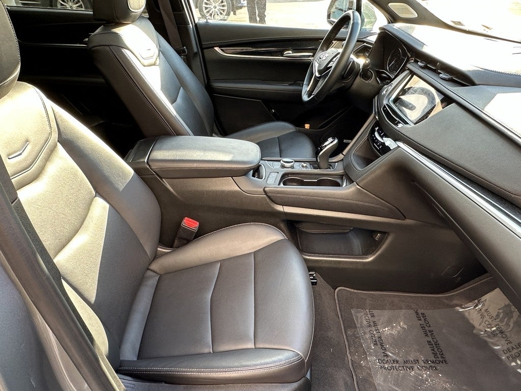 2025 Cadillac XT5 FWD 4dr Premium Luxury