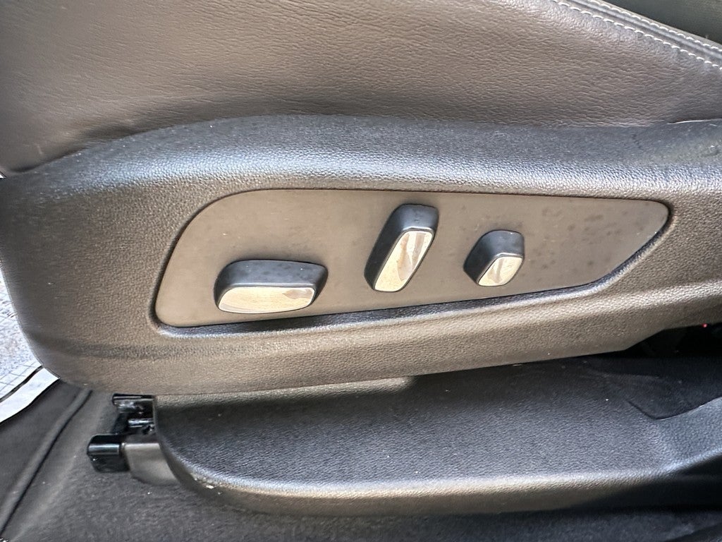 2025 Cadillac XT5 FWD 4dr Premium Luxury