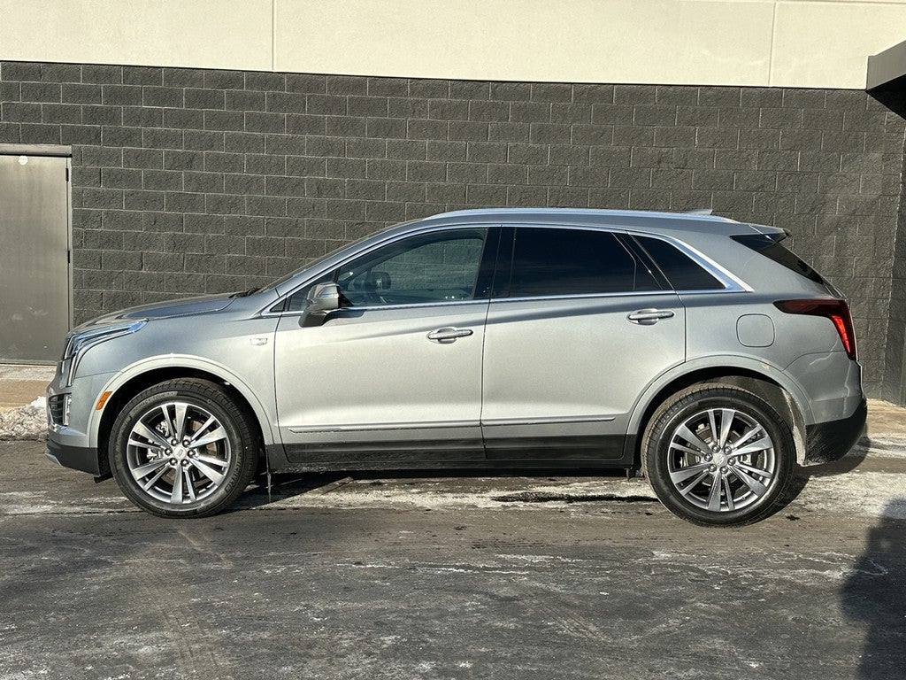 2025 Cadillac XT5 FWD 4dr Premium Luxury
