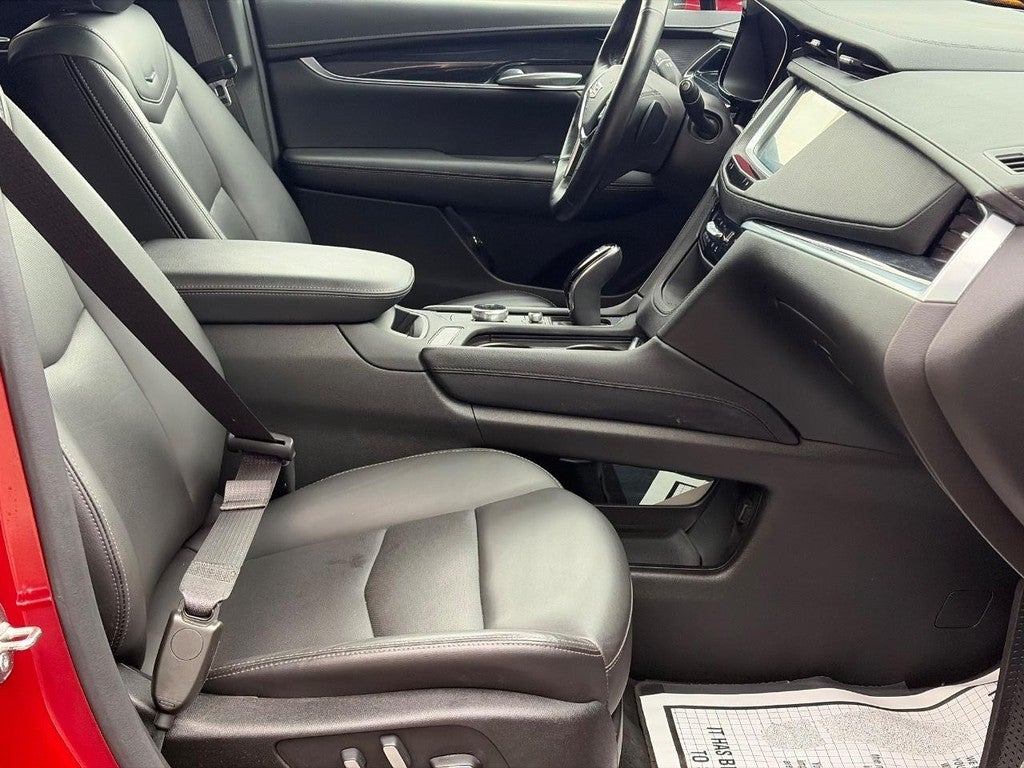 2024 Cadillac XT5 AWD 4dr Premium Luxury