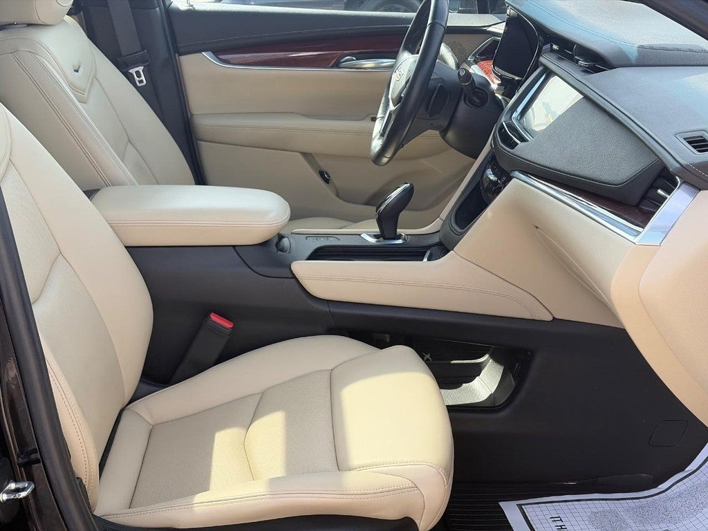 2018 Cadillac XT5 AWD 4dr Premium Luxury
