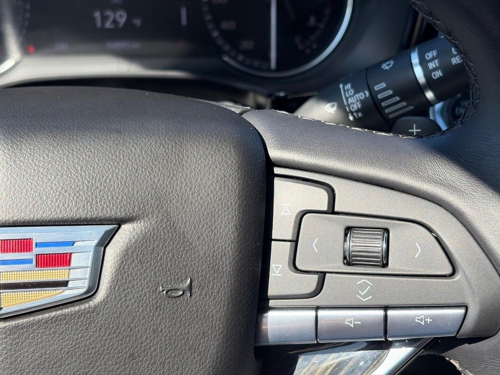 2022 Cadillac XT6 FWD 4dr Premium Luxury