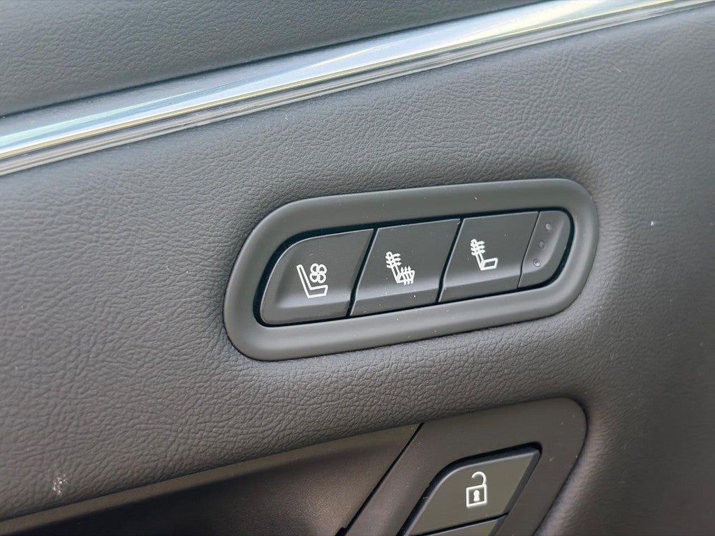 2021 Cadillac Escalade 4WD 4dr Sport