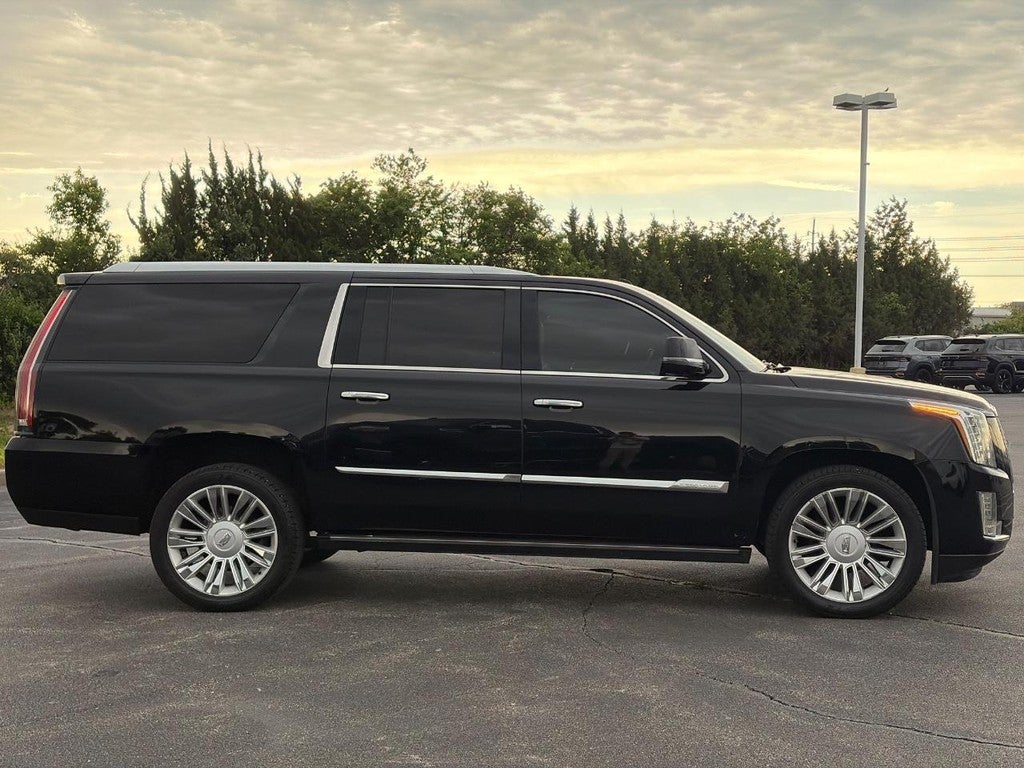2016 Cadillac Escalade ESV 4WD 4dr Platinum