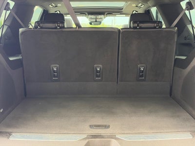 2023 Cadillac Escalade ESV 4WD 4dr Premium Luxury