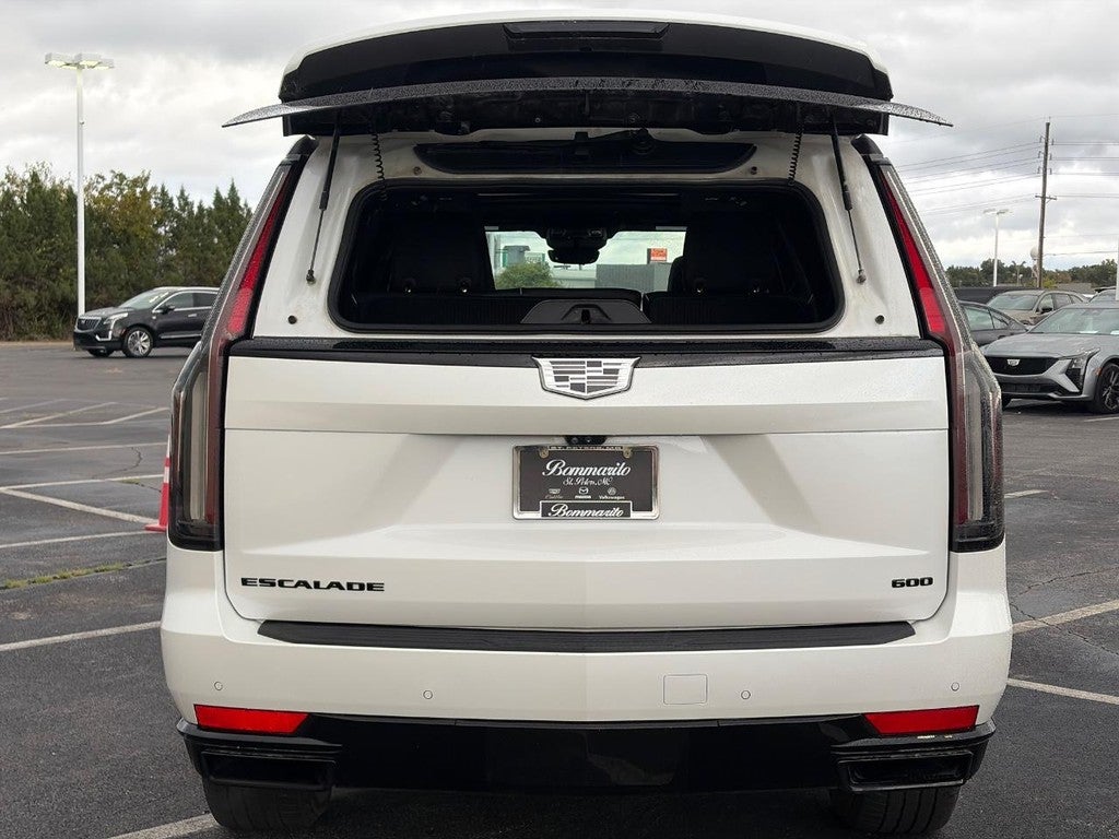 2023 Cadillac Escalade ESV 4WD 4dr Sport