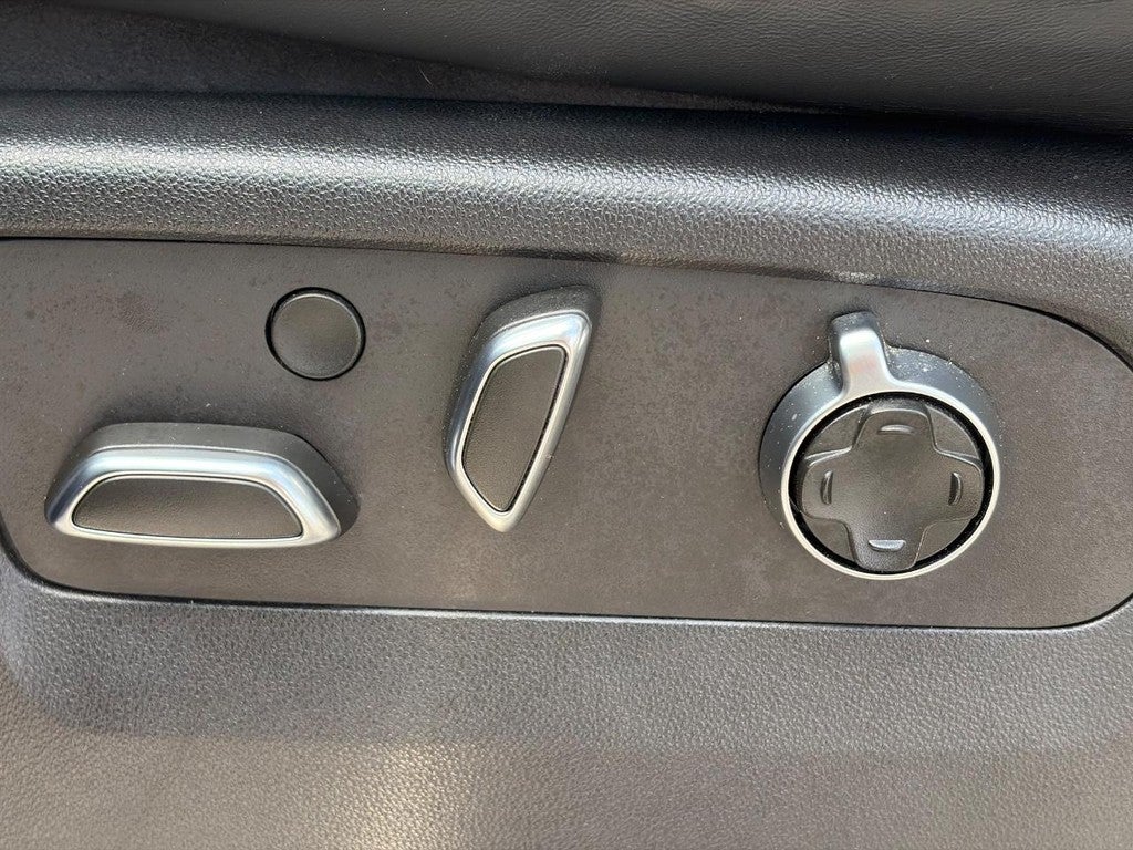 2023 Cadillac Escalade ESV AWD 4dr V-Series
