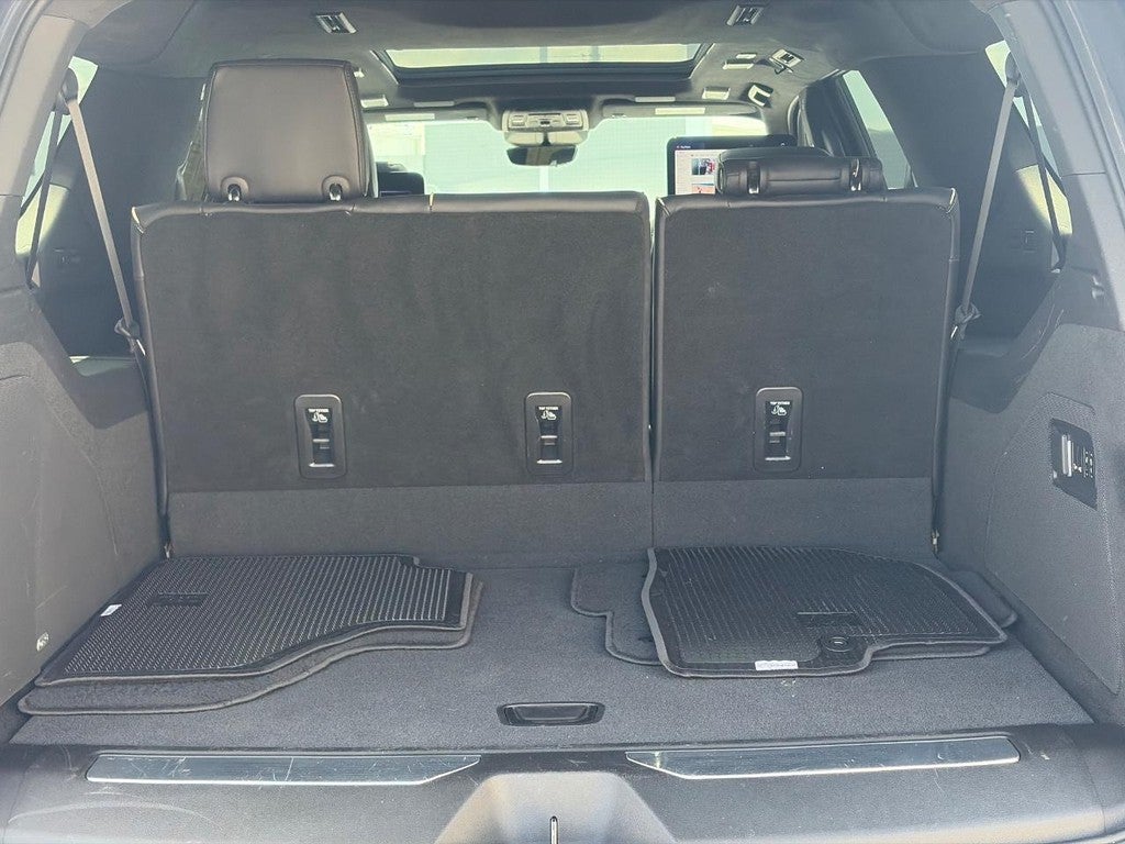 2023 Cadillac Escalade ESV AWD 4dr V-Series