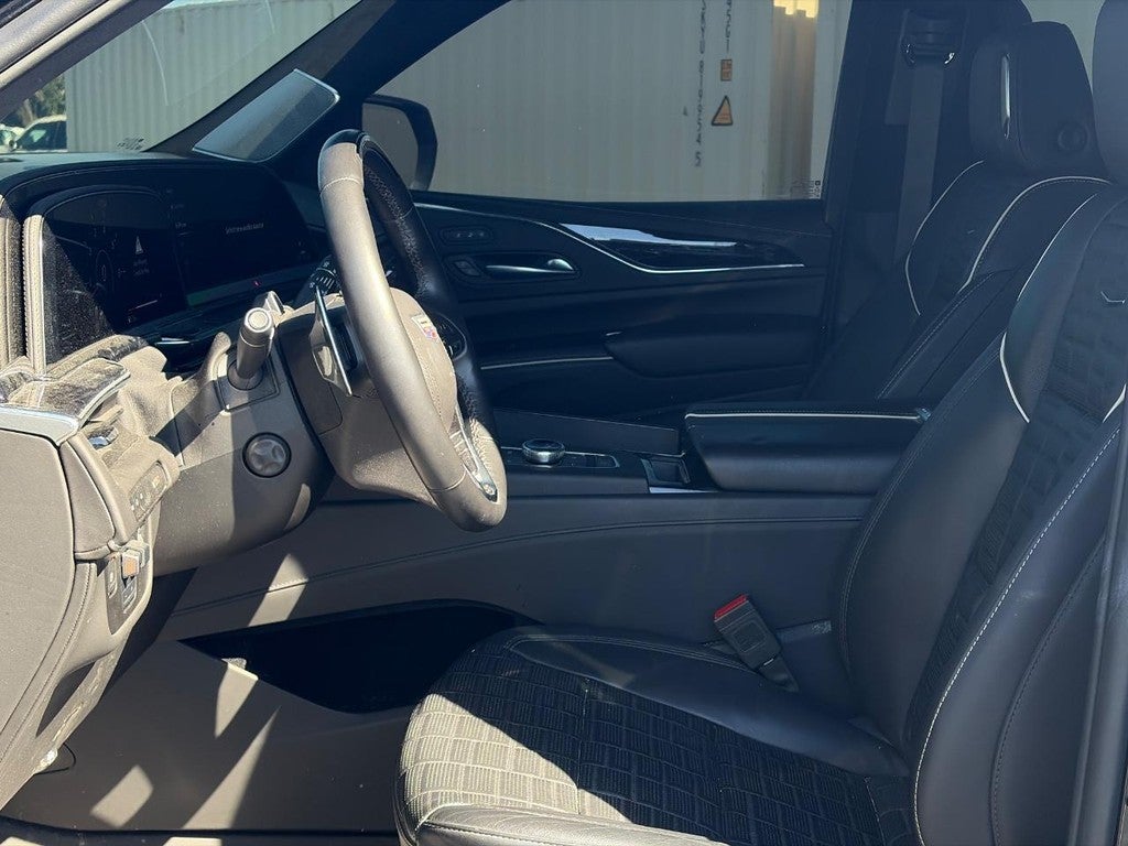 2024 Cadillac Escalade ESV AWD 4dr V-Series
