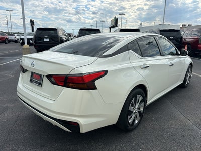 2022 Nissan Altima 2.5 S Sedan