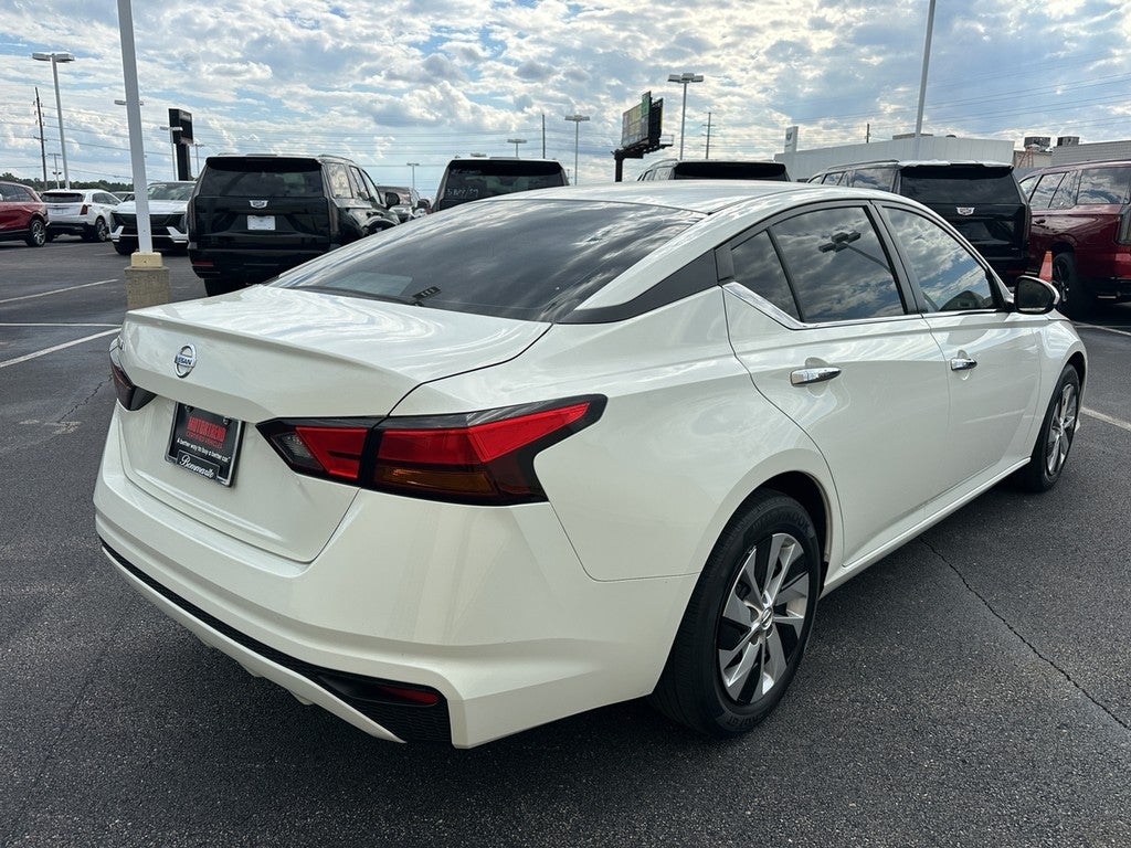 2022 Nissan Altima 2.5 S Sedan