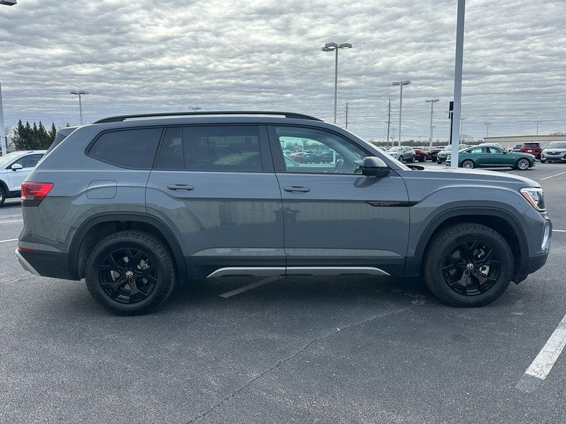 2025 Volkswagen Atlas 2.0T Peak Edition 4MOTION