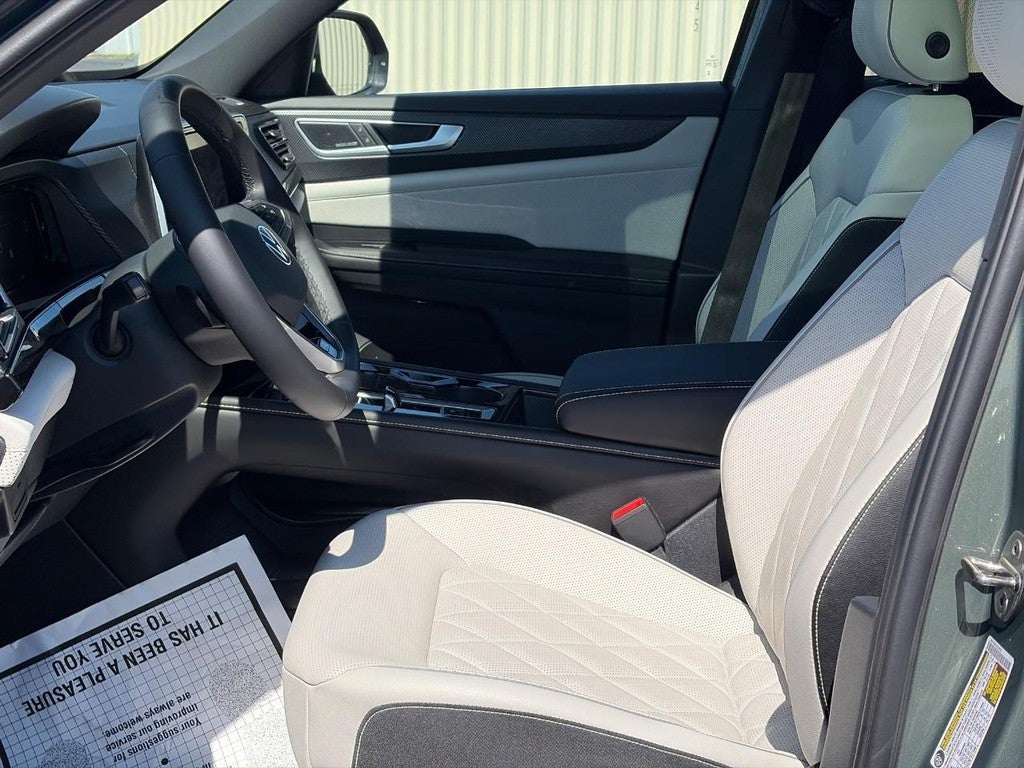 2026 Volkswagen Atlas Cross Sport 2.0T SEL Premium R-Line 4MOTION