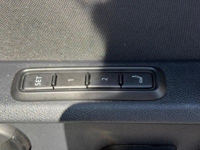 2026 Volkswagen Atlas Cross Sport 2.0T SEL Premium R-Line 4MOTION